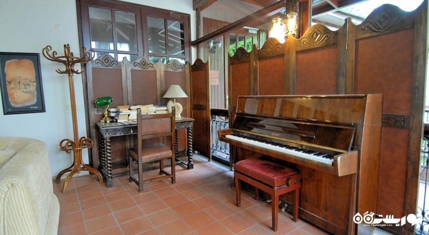 پیانو موجود در هتل آسپن